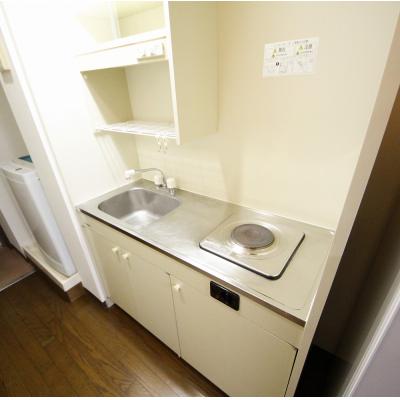 ユニオンマンスリー多摩センター１　305　1K・セミダブル☆■人気のバストイレ別♪デスク＆チェア付き♪２ドア冷蔵庫でたっぷり収納♪の物件画像