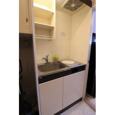 Bizroom／コーポ和202【コンビニ・スーパー至近！】ロフト付きで天井高め！の物件画像