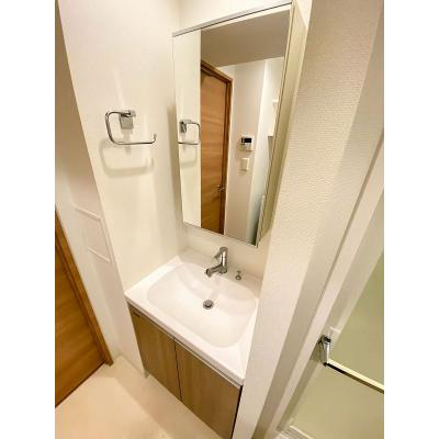 ユニオンマンスリー阪東橋２　703　1K・シングル・くつろぎstyle☆角部屋♪オートロック＆モニター付きインターフォン完備♪バストイレ別の物件画像