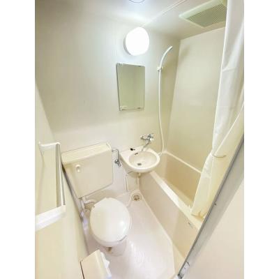 ユニオンマンスリー横浜蒔田３　402　1K・セミダブル☆パステルカラーの壁紙&優しいウッド・ホワイトの家具の物件画像