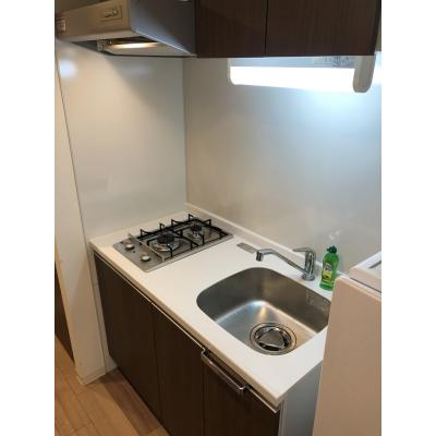 ★4月11日～入居可能★　G-style.BBwf神戸　神戸三宮1（禁煙）【嬉しいインターネット料金込み♪食器類や調理器具等の生活備品も日額料金に含んでいます♪】の物件画像