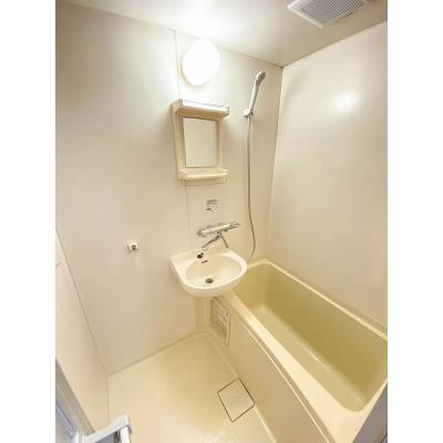 ユニオンマンスリー府中西府１　202　1R・セミダブル☆安心のモニター付きインターフォン完備♪人気のバストイレ別♪デスク＆チェア付きの物件画像