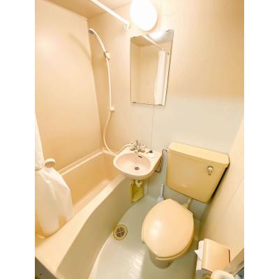 ユニオンマンスリー柿生２　301　1R・セミダブル☆◆インターネット固定回線（有線）無料の部屋◆人気の角部屋、洗濯機や冷蔵庫など家電つき■小田急線利用で新宿までダイレクトアクセスの物件画像