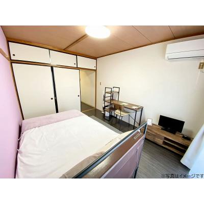 ●2026年5月14日から入居可●ユニオンマンスリー熊谷２　302　1R・セミダブル☆JR高崎線沿線。湘南新宿ラインと上野東京ラインも停車/デスクがあるお部屋の物件画像