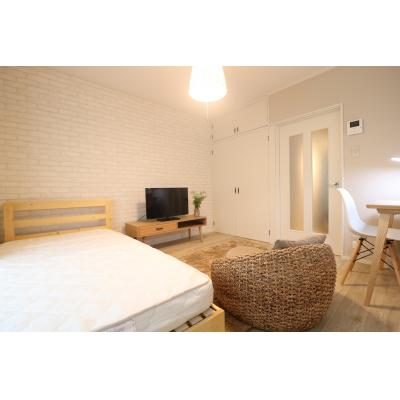 Bizroom／パークビュー弐番館104　【インターネット無料】敷地内駐車場あり！おしゃれな欧風インテイリア！の物件画像