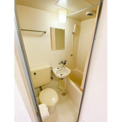 ユニオンマンスリー読売ランド前１　203　1R・セミダブル☆おしゃれなデスクランプ付き♪小田急線利用で新宿・町田へ乗り換えなしでアクセスの物件画像