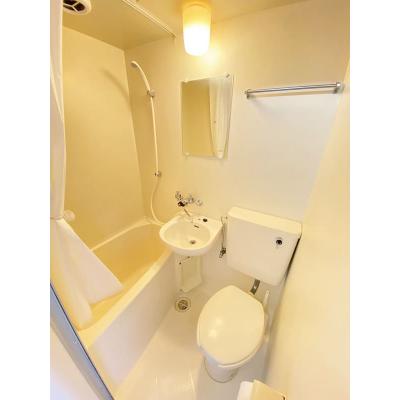 ユニオンマンスリー河辺１　306　1R・セミダブル☆■座椅子＆ローテーブル付きで快適なお部屋♪２ドア冷蔵庫でたっぷり収納♪無料の駐輪場もあり♪■八王子・立川まで乗換なしで3０分の物件画像