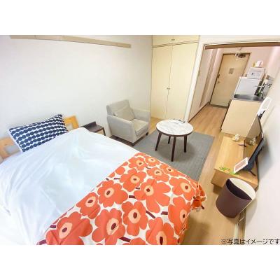 ●2026年4月5日から入居可●ユニオンマンスリー入間市２　202　1R・シングル☆眺めのいい快適なお部屋♪ソファ＆ローテーブル付きの快適生活空間♪収納たっぷりの２ドア冷蔵庫♪所沢駅・池袋駅まで乗換なの物件画像