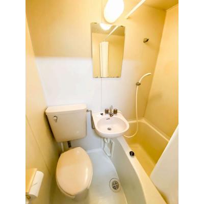 ●2026年4月5日から入居可●ユニオンマンスリー入間市２　202　1R・シングル☆眺めのいい快適なお部屋♪ソファ＆ローテーブル付きの快適生活空間♪収納たっぷりの２ドア冷蔵庫♪所沢駅・池袋駅まで乗換なの物件画像