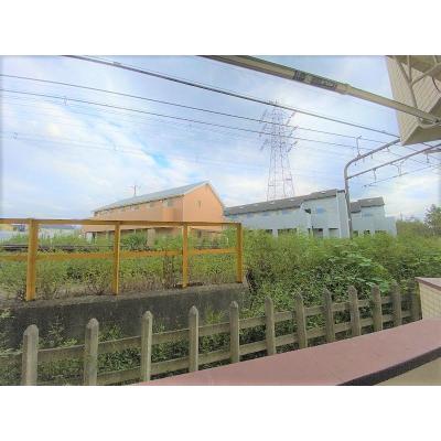 ユニオンマンスリーつつじヶ丘２　105　1R・シングル☆人気の角部屋♪バストイレ別♪ソファ＆ローテーブルのある快適なお部屋♪の物件画像