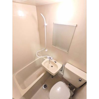 ユニオンマンスリー小田急相模原４　304　1K・セミダブル☆【禁煙ルーム】２面採光で明るいお部屋♪デスクとチェアのあるお部屋♪の物件画像