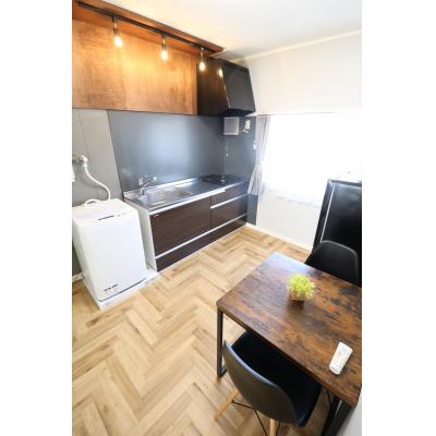 Bizroom/東大宮ハイツ202【リノベーション】駅近・ＲＣ！窓の多い明るい室内！！の物件画像