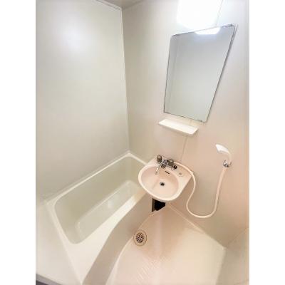 ユニオンマンスリー柏４　102　2DK・ダブル【４名まで】☆生活空間を分けたい方におすすめ♪バストイレ別、ダイニングテーブルやソファ付き♪の物件画像