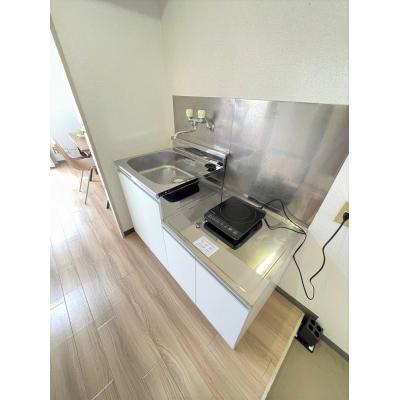 ユニオンマンスリー西浦和１　301　1R・シングル☆人気の角部屋♪デスクとチェアのあるお部屋♪■選べるWi-Fi格安レンタル中！の物件画像