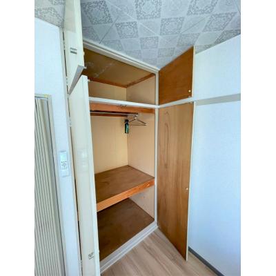 ユニオンマンスリー西浦和１　301　1R・シングル☆人気の角部屋♪デスクとチェアのあるお部屋♪■選べるWi-Fi格安レンタル中！の物件画像