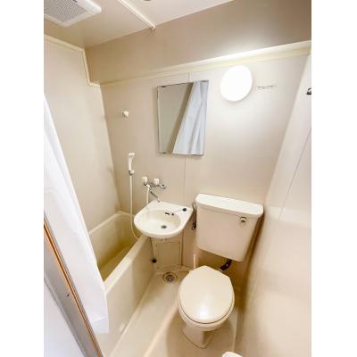 ユニオンマンスリー横浜保土ヶ谷２　405　1R・シングル☆最上階のお部屋♪人気のデスク＆チェア付き♪■駅前には深夜0時まで営業のスーパーありの物件画像