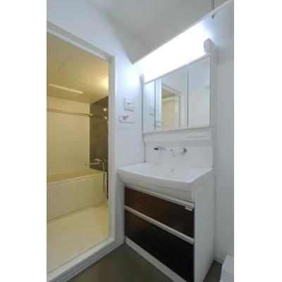 セイワマンスリー丸の内駅前　★2027年1月中旬以降入居可★【1LDK・禁煙・Wi-Fi無料・宅配BOX・温水暖房便座・エアコン一基】《セミダブル》の物件画像