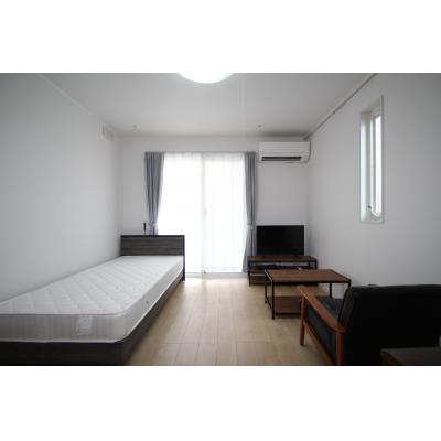 オクサリーダ博多　B　　【築浅物件】の物件画像