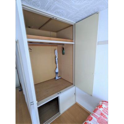 ユニオンマンスリー百草園１　102　1R・シングル☆人気のデスクとチェアのあるお部屋♪■駅前には24時まで営業のスーパーありの物件画像