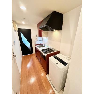 ★最短5月8日から入居可能★　室内動画有り・G-style.BBwf東京　JR山手線高輪ゲートウェイ駅1（禁煙）【嬉しいインターネット料金込み♪食器類や調理器具等の生活備品も日額料金に含んでいます♪】の物件画像