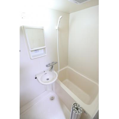 Bizroom／クレール薬師台３番館105　【インターネット無料】敷地内駐車場あり！キッチン広め！の物件画像