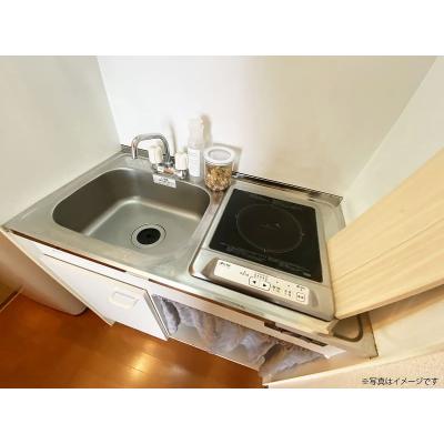 ユニオンマンスリー中浦和４　303　1K・シングル☆人気の角部屋＆2面採光で明るいお部屋♪デスク・チェア＆2ドア冷蔵庫など生活家電完備の物件画像