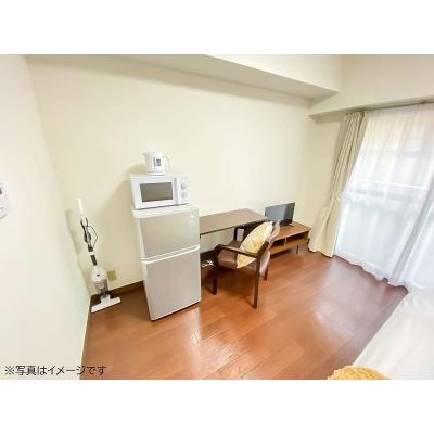 ユニオンマンスリー西横浜４　206　1R・シングル☆テレワークや勉強におすすめデスク・チェア完備♪洗濯機や電子レンジなど生活家電のあるお部屋の物件画像