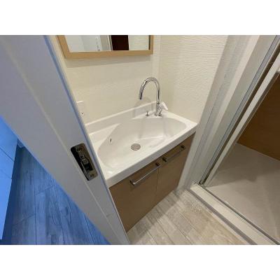 リノベーション済でキレイな室内！独立洗面台・洋室9.5帖・新井薬師駅徒歩6分・東中野駅も徒歩圏内★ＭＨ新井Ⅴの物件画像