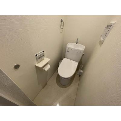 リノベーション済でキレイな室内！独立洗面台・洋室9.5帖・新井薬師駅徒歩6分・東中野駅も徒歩圏内★ＭＨ新井Ⅴの物件画像