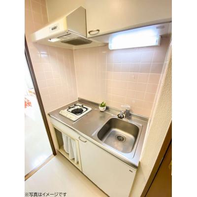 ユニオンマンスリー大宮２　829　1K・シングル☆人気の角部屋・バストイレ別♪デスク・チェア＆室内洗濯機や２ドア冷蔵庫などの家具家電付きの物件画像