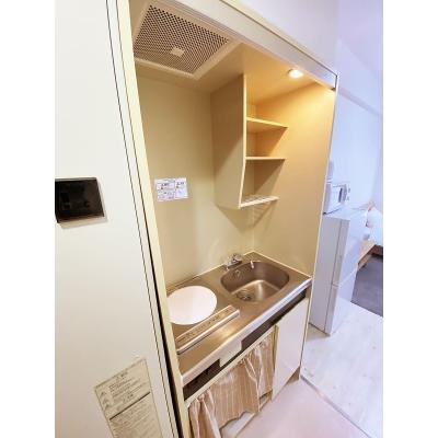 ユニオンマンスリー本厚木３　705　1R・シングル☆ソファ・テーブルのあるお部屋♪安心のモニター付きインターフォン＆室内洗濯機完備の物件画像