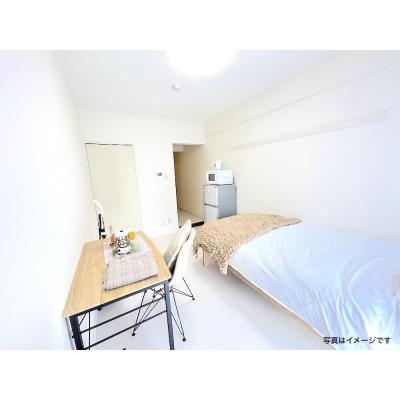 ユニオンマンスリー横浜・白楽１　206　1R・シングル☆オートロック完備♪デスク・チェアのあるお部屋の物件画像