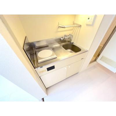 ユニオンマンスリー横浜・白楽１　206　1R・シングル☆オートロック完備♪デスク・チェアのあるお部屋の物件画像