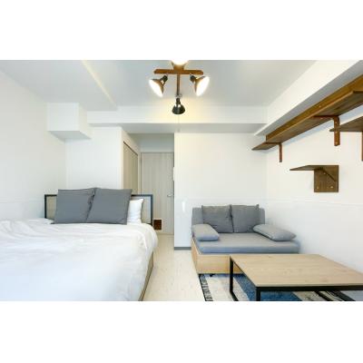 日本橋駅から徒歩8分 ／ 入居人数最大4人 ／ Wi-Fi無料／BLUE島之内 801の物件画像