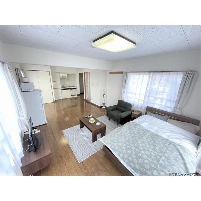ユニオンマンスリー天王台１　301　1R・セミダブル☆■安心のオートロック完備♪人気の角部屋＆ソファ・テーブル＆室内洗濯機や電子レンジなど生活家電のある広々33㎡のの物件画像