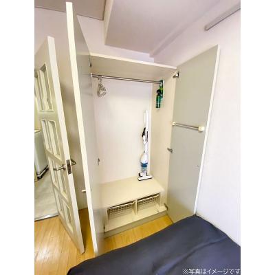 ユニオンマンスリー浦安２　312　1K・シングル☆セキュリティ面も安心の建物オートロック付♪室内洗濯機やデスク＆チェアがあるお部屋。物件近くにコンビニがあり便利の物件画像