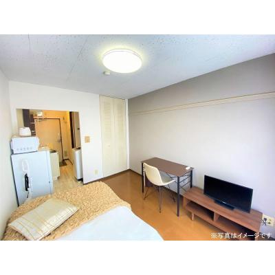 ユニオンマンスリー川崎１７　302　1R・シングル☆デスク・チェア＆室内洗濯機などの生活家電＆安心のモニター付きインターフォン完備♪/品川駅や横浜駅までダイレクトアクの物件画像