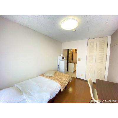 ユニオンマンスリー川崎１７　302　1R・シングル☆デスク・チェア＆室内洗濯機などの生活家電＆安心のモニター付きインターフォン完備♪/品川駅や横浜駅までダイレクトアクの物件画像