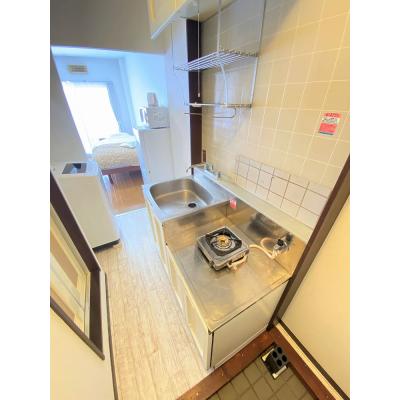 ユニオンマンスリー川崎１７　302　1R・シングル☆デスク・チェア＆室内洗濯機などの生活家電＆安心のモニター付きインターフォン完備♪/品川駅や横浜駅までダイレクトアクの物件画像