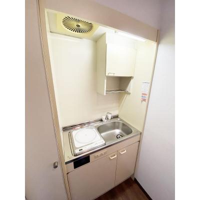 ユニオンマンスリー鷺沼１　302　1K・シングル☆デスク・チェアや2ドア冷蔵庫などの家具家電付きのお部屋。大き目の収納もあり♪東急田園都市線　鷺沼駅　徒歩9分。駅前にの物件画像