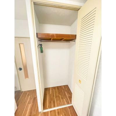 ユニオンマンスリー与野１　109　1K・シングル☆人気の角部屋♪建物オートロック＆モニター付きインターフォン＆室内洗濯機完備♪デスク・チェアのあるお部屋/さいたま新都の物件画像