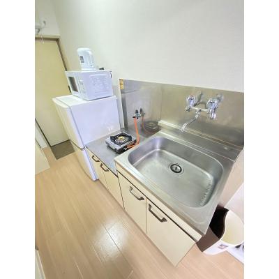 ユニオンマンスリー永山３　207　1R・シングル☆デスク＆チェア完備♪２ドア冷蔵庫や電子レンジなど生活家電のあるお部屋/京王線と小田急線の２路線利用可能/新百合ヶ丘の物件画像