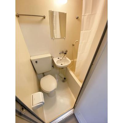 ユニオンマンスリー永山３　207　1R・シングル☆デスク＆チェア完備♪２ドア冷蔵庫や電子レンジなど生活家電のあるお部屋/京王線と小田急線の２路線利用可能/新百合ヶ丘の物件画像