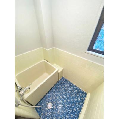 ●2026年5月3日から入居可●ユニオンマンスリー南鳩ヶ谷１　105　2K・ダブル☆人気の角部屋＆バストイレ別♪ソファ・ローテーブル完備＆洗濯機や冷蔵庫など生活家電のある広々33㎡のお部屋/後楽園の物件画像