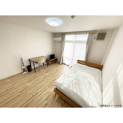 ユニオンマンスリー北越谷１　302　1R・セミダブル☆デスク・チェア完備＆冷蔵庫や洗濯機など生活家電のあるお部屋。北越谷駅　徒歩10分/東武伊勢崎線(スカイツリーライン)沿線の物件画像