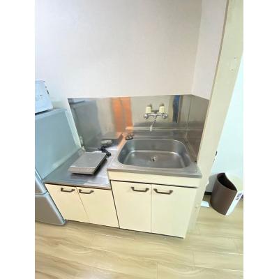 ユニオンマンスリー百草園１　111　1R・シングル☆セキュリティ面も安心のモニター付きインターホン完備！京王線　百草園駅　徒歩9分。百草駅駅前付近には0時まで営業のスーパー「FUJI　百草園の物件画像