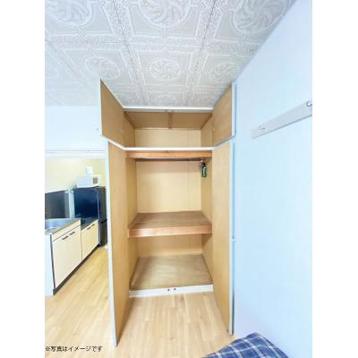 ●2026年5月4日から入居可●ユニオンマンスリー柿生３　214　1R・シングル☆人気の角部屋♪洗濯機や掃除機など生活家電完備！デスク・チェアのあるお部屋/小田急小田原線利用で、新百合ヶ丘駅まで1駅の物件画像