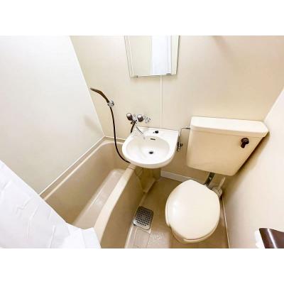 ユニオンマンスリー京成大久保２　102　1R・シングル☆【禁煙ルーム】収納に嬉しいロフトつきのお部屋♪室内洗濯機や掃除機など生活家電完備/京成本線利用で成田空港駅やの物件画像