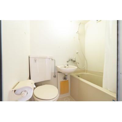 池袋まで電車で2駅/スーパーまで徒歩3分/家具家電完備/パロ長崎203の物件画像