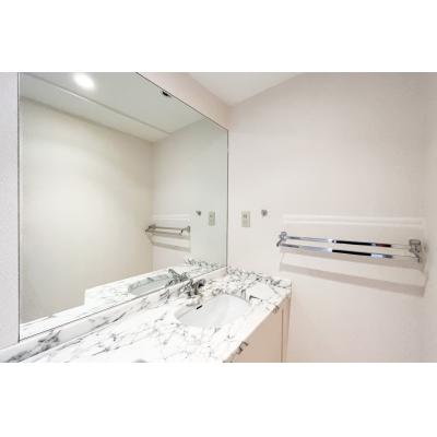 アクセス良し！世田谷区の好立地マンション！家具家電完備！フジテラス用賀407の物件画像